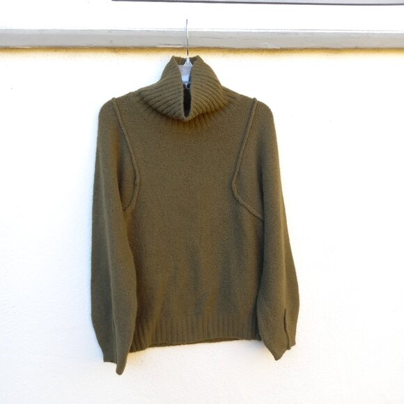 NWOT Olive Green Cozy Slouchy Turtleneck/Mockneck Sweater Size S - Picture 15 of 15